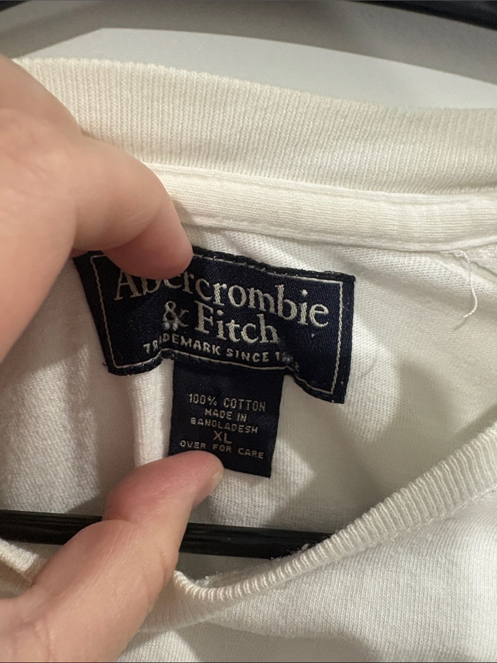 Abercrombie & Fitch White Long-Sleeve Tee with Navy Logo Accent - Picture 2 of 3